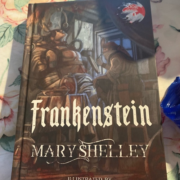 Frankenstein Illustrated Hardcover Book - Picture 1 of 4